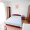 Apartments Maric with parking