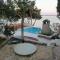 Foto: Seaside house with a swimming pool Mavarstica, Ciovo - 1076 7/45