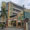 Top Star Hotel