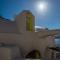 Foto: FISHERMAN'S NEST IN AMMOUDI BAY/OIA 4/29