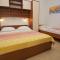 Studio Promajna 2592a