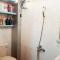 Private room, international area, near Airport