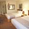 La Quinta by Wyndham Stamford / New York City