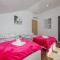Villa Toni with 5 bedrooms and heated pool