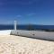 Villa Blue Island