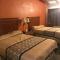 Wayfarer Motel
