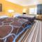 Super 8 by Wyndham Medina