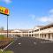 Super 8 by Wyndham Rahway/Newark - Rahway