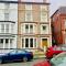 7 Llewelyn Avenue