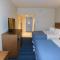 Days Inn & Suites by Wyndham Kearney NE - Kearney