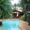 Trees Too Guest Lodge