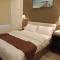 Oscar Suites Hotel