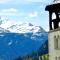 Casa Lumnezia - Panoramic Ecodesign Apartment Obersaxen - Val Lumnezia I Vella - Vignogn I near Laax Flims I 5 Swiss stars rating - Vella