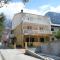 Apartments by the sea Promajna, Makarska - 2674