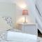 BBHOME Trastevere station white chic apartment