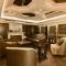 Paramount Gallery Hotel