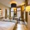 Cornerhouse Level Ten by Romy&Travis