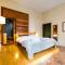 Cornerhouse Level Ten by Romy&Travis