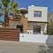 Foto: VILLA AMARA - 3 BED VILLA WITH SHARED POOL IDYLLIC AYIA THEKLA 37/43