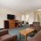 Travelodge by Wyndham Strathmore