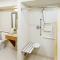 Value Suites Extended Stay - St Louis