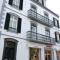 Edificio Charles 103