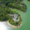 Smokie Mountain Lake House on Douglas Lake with 11 bedrooms, 6 bathrooms sleeping 30 - private, secluded, & lakefront on 5 acres of woodlands with Private Boat Dock, Theater Room, Games Room, Hot Tub, Indoor & Outdoor Kitchens - 赛维尔维尔