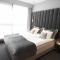 B14 Apartments & Rooms