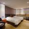 3 Door Hotel