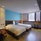 3 Door Hotel - Tainan