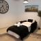 Signature Athens Residence, 130 sqm, Near Metro