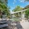 Tropical Nites Holiday Townhouses Foto: Tropical Nites Holiday Townhouses