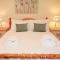 Cilhendre Holiday Cottages - The Dairy - Swansea