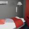 F2 Hotel