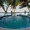 Siam Beach Resort