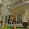 Irida Apartments
