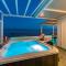 Seaside Penthouse with Hot Tub SKY LIVING - Split