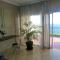 Oceanic Apartment