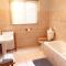 Notting Hill Lodge