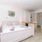 Apartment Hello Love - Split