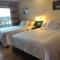 Holiday House Motel - Ladysmith