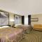 Super 8 by Wyndham Lexington Hamburg Area - 列克星敦
