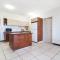 Huge CBD Top Floor Apartment with Breath Taking Views! - Darwin