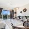 Huge CBD Top Floor Apartment with Breath Taking Views! - Darwin