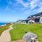 Wave Crest Resort