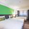 Green World Triple Beds