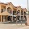 Regimanuel Apartments - Kwabenya