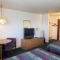 Algoma Beach Motel