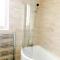 Studio Apartment, Private Bathroom and Parking