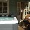 Ashford house 'The Snug' private hot tub - Fylingthorpe